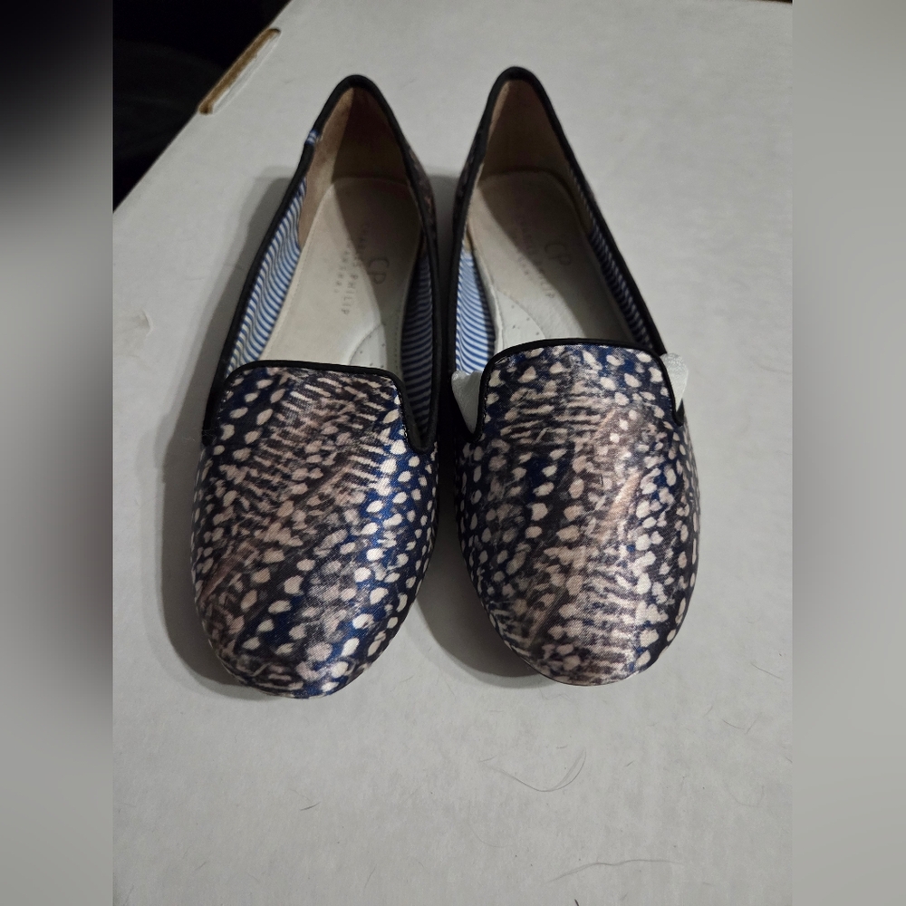 Stylish Women's Patterned Loafers in Blue and Cream
